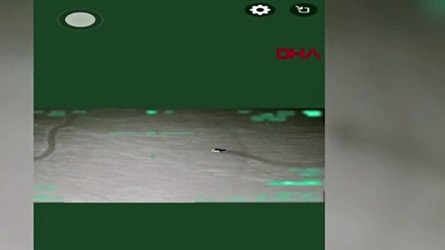 İzmir'den Yunan adalarına geçmeye çalışan 62 kaçak göçmen yakalandı