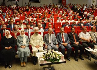 Diyanet İşleri Başkanı Erbaş, "Yaz Kur'an Kursları" açılışında konuştu