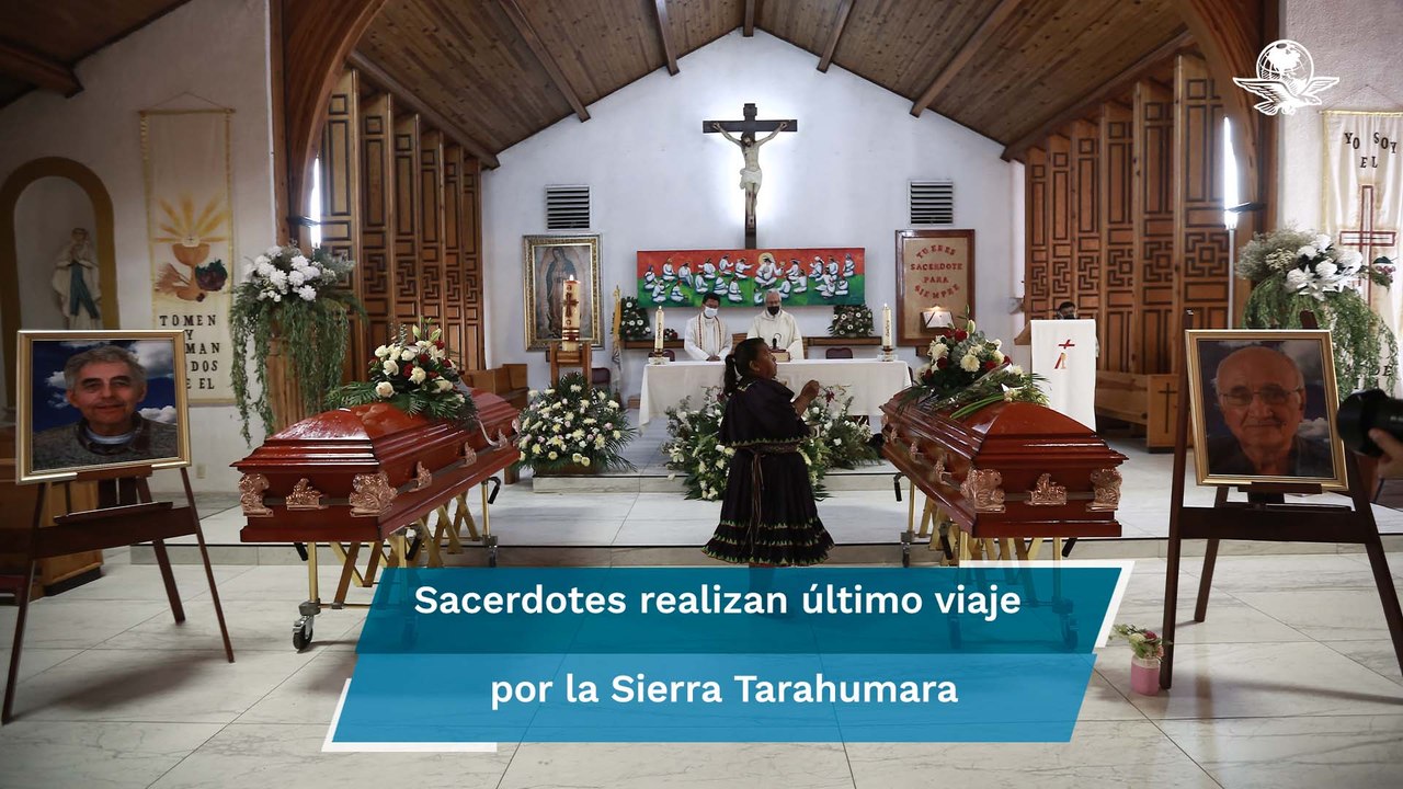 Regresan cuerpos de padres jesuitas a Cerocahui, Chihuahua