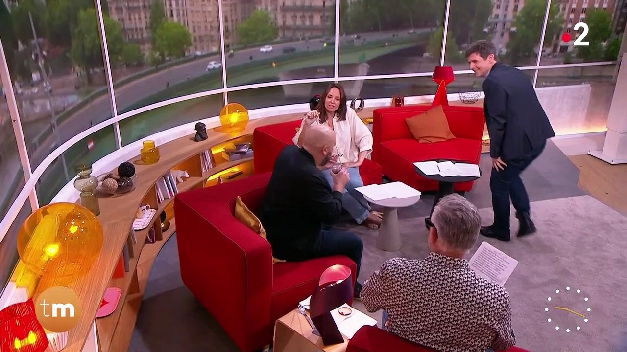 "Je suis très vexée" : Hugo Clément commet une maladresse face à Valérie Expert sur Sud Radio