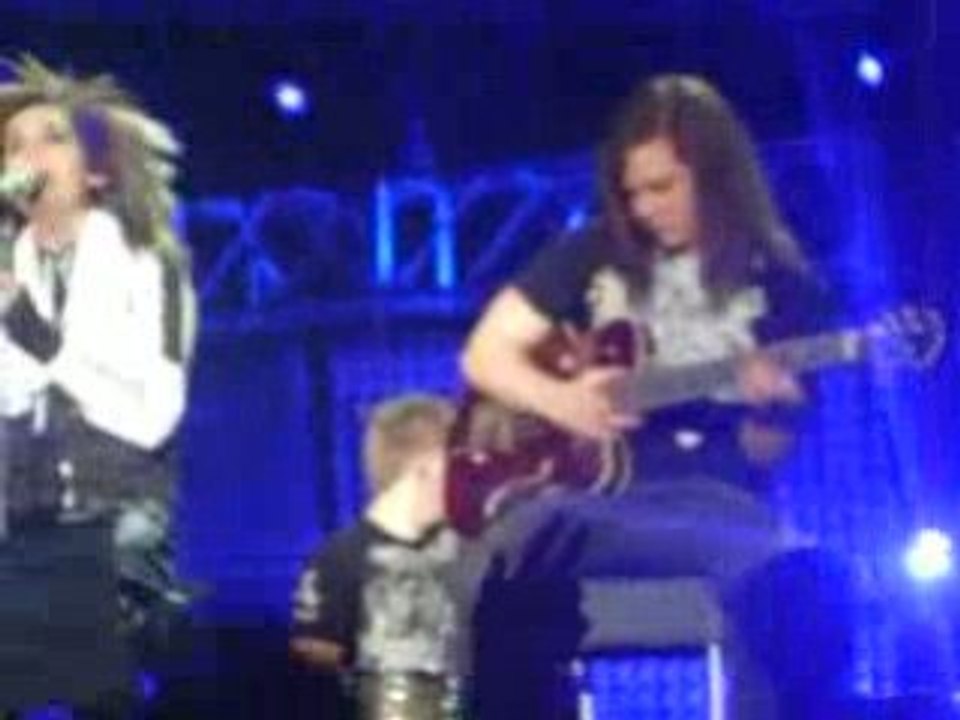 TOKIO HOTEL*RETTE MICH {09/03/08}