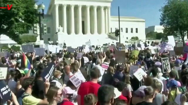 Defense Department Vows to ‘Provide Seamless Access to Reproductive Health Care’ Even in States Where Abortion Is Illegal