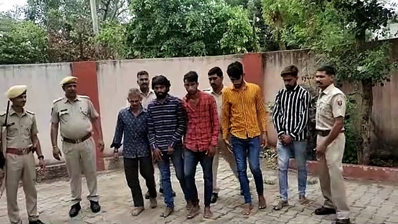 40 किलो डोडा चूरा जब्त, 5 आरोपियों को किया गिरफ्तार, कार में ले जा रहे थे डोडा चूरा