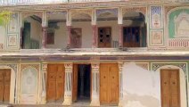 देश-विदेश में सुनहरी कोठी का नाम, ढूंढने में पर्यटक हो रहे हैं परेशान