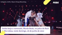 Anitta no Rock in Rio Lisboa teve crítica política, beijo na boca e gafe com fã
