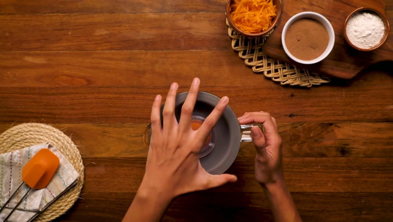Bolo De Cenoura Fofinho Com Cobertura De Chocolate