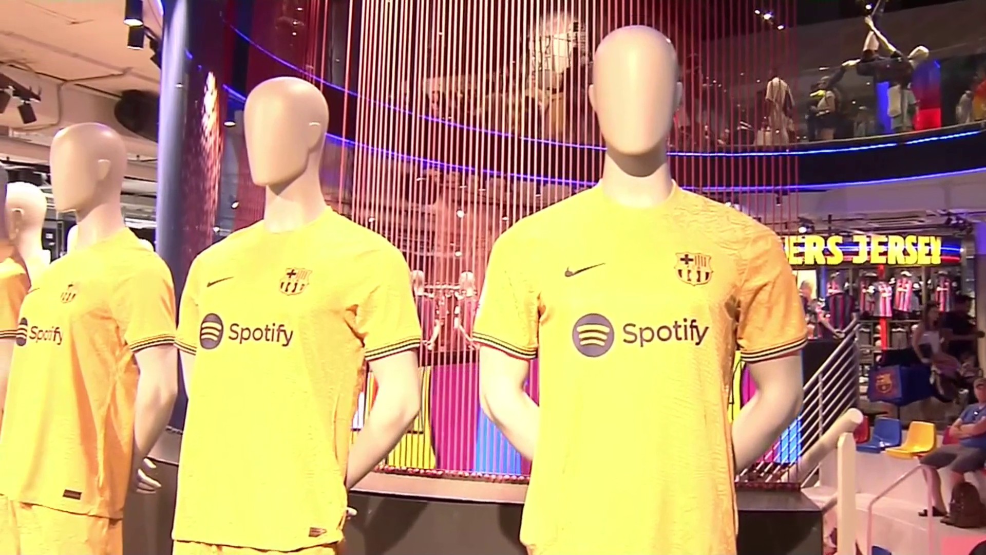 El oro olímpico, protagonista de la segunda camiseta del Barcelona