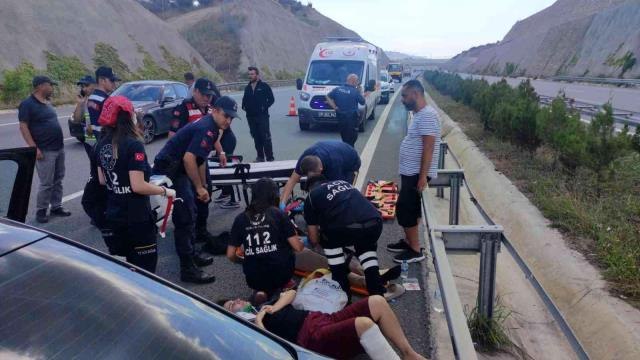 Son Dakika | Alkollü sürücü otomobiliyle kamyona arkadan çarptı: 2'si ağır 4 yaralı