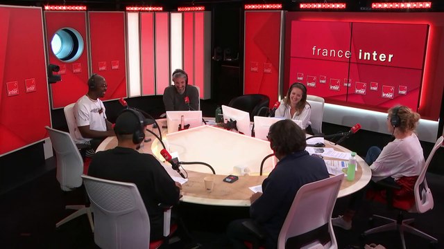 Dans la vie y'a 2 règles: on ne se moque pas des gens avec des lunettes et des gens qui ont l'arme nucléaire - Le Journal de 17h17