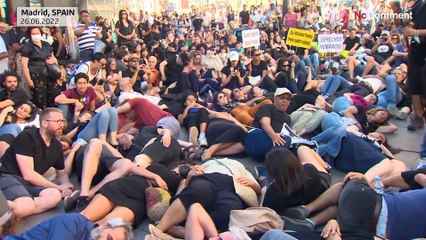Protests against response at the border as migrants tried to storm the barrier