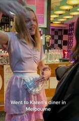 Toutes les serveuses sont des Karen dans ce restaurant