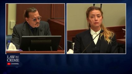 Johnny makes Amber laugh during testimony while she was acting sad | Johnny Depp v Amber Heard