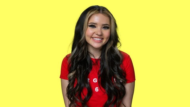 Lauren Spencer-Smith “Flowers” Official Lyrics & Meaning | Verified