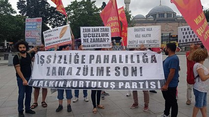Hayat pahalılığı İstanbul'da boş tencerelerle protesto edildi