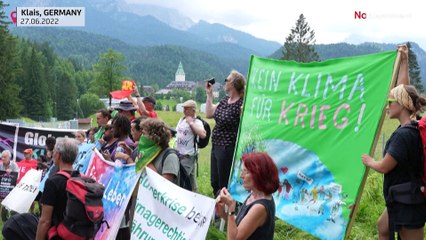 برگزاری تجمع اعتراضی مقابل محل برگزاری نشست گروه ۷