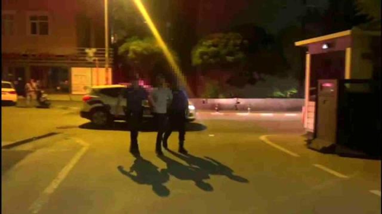 Maltepe'de 2 ayrı evden altın çalan şüpheli yakalandı