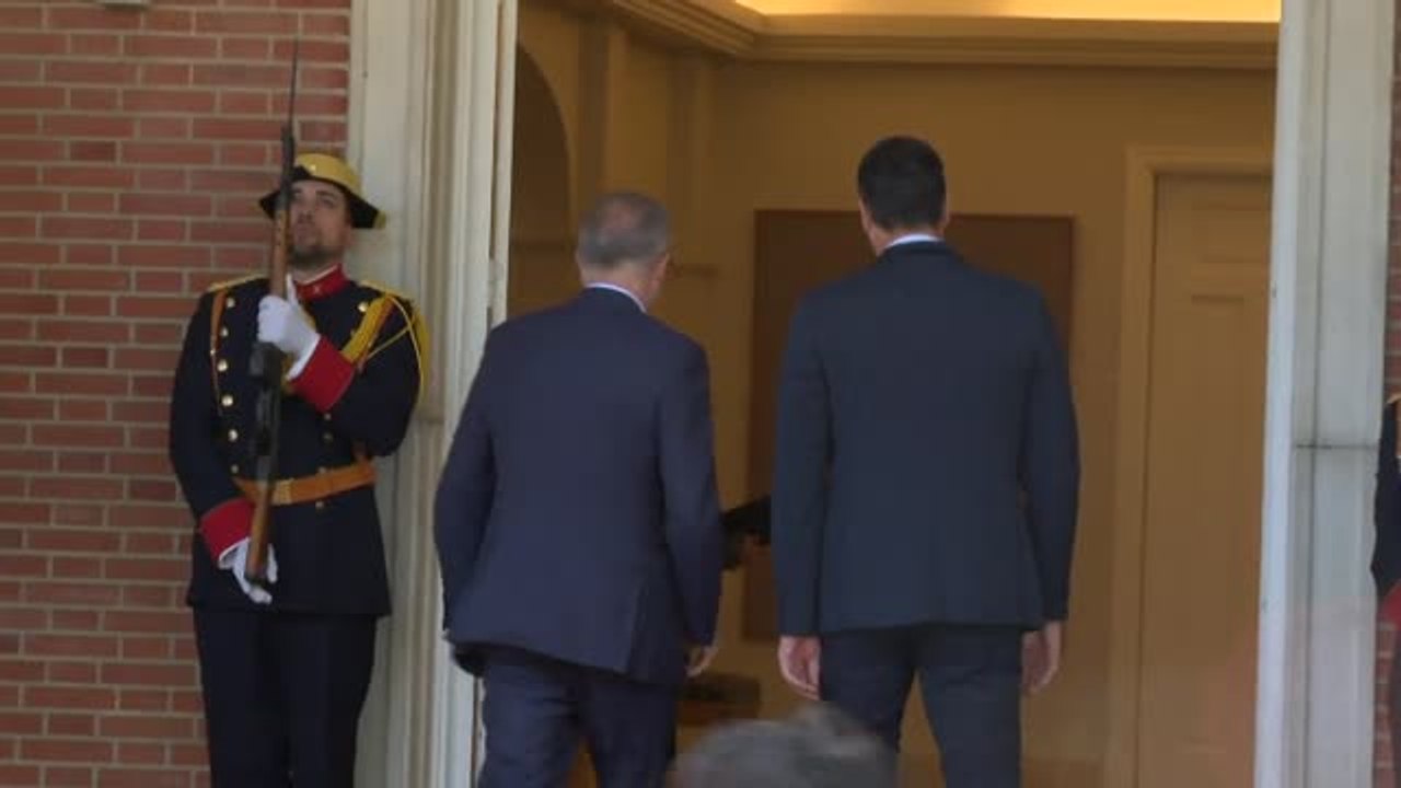 Sánchez recibe en la Moncloa al primer ministro de Australia