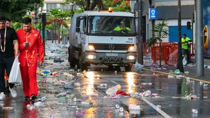 Imágenes de las labores de limpieza en el Carnaval chicharrero