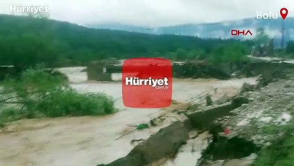 Mengen'de sel köprüleri yıktı, yollar hasar gördü