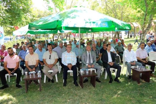 Turgutlu'da üzüm üreticilerine kelter dağıtıldı