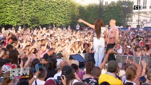 Amel Bent et Benny Adam chantent Lossa en live