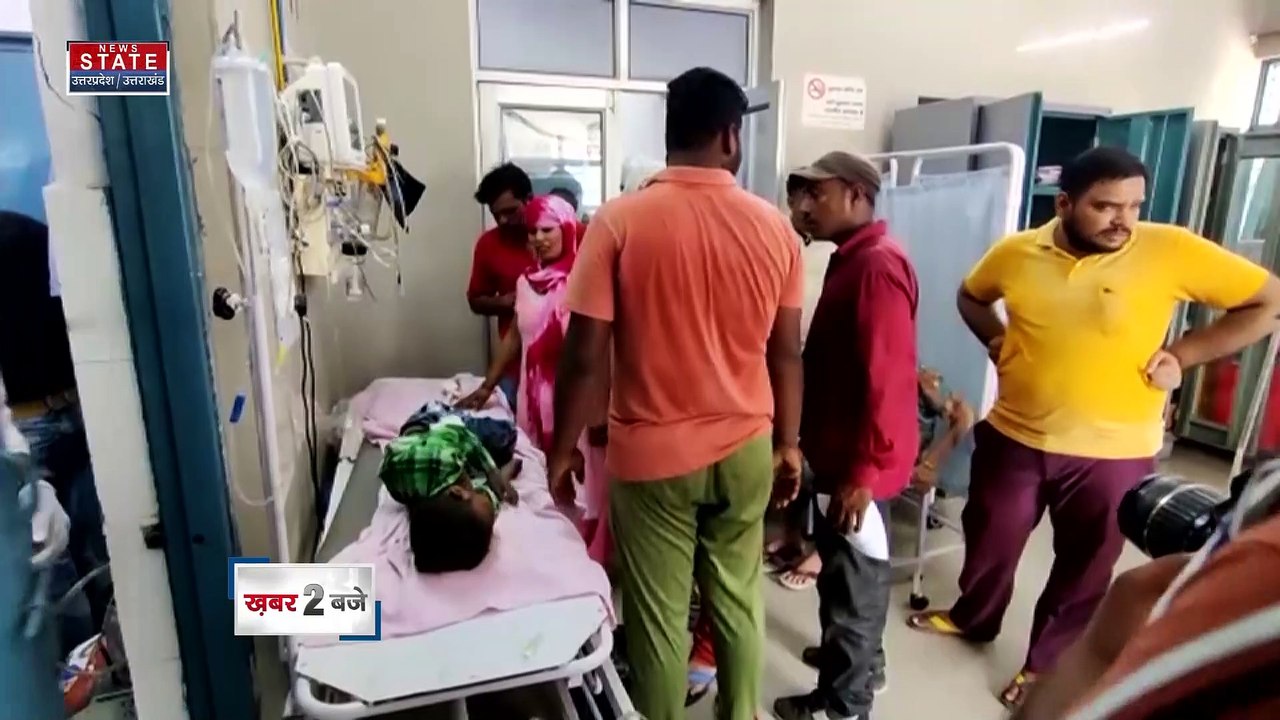 Uttar Pradesh : Bagpat में डिवाइडर से टकराई तेज रफ्तार कार | Bagpat News |
