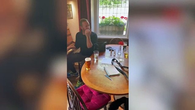Chris Martin plays impromptu gig at small pub near Bristol