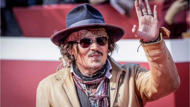 GALA VIDEO - Johnny Depp de retour dans « Pirates des Caraïbes ? L’acteur fait une mise au point