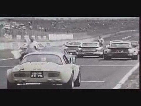 Les pilotes de courses 9 sur 18