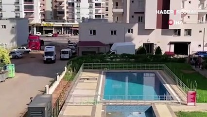 Sokak ortasında kafasında sopa kırıldı, o anlar kamerada