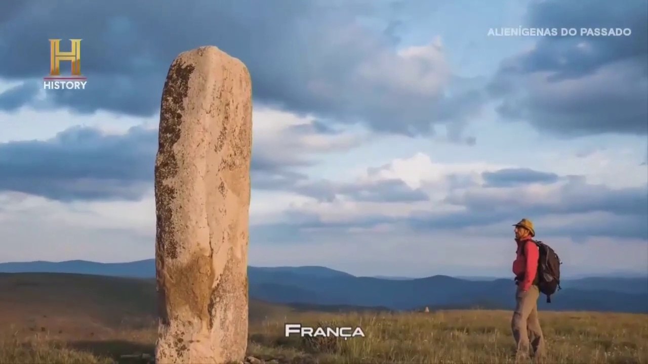 ALIENÍGENAS DO PASSADO - OS MISTÉRIOS DOS MENIRES