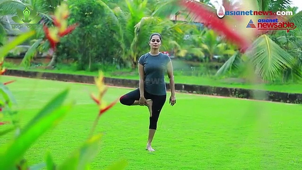 Improve your flexibility with this easy-to-do Yoga step