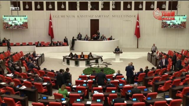 Bakan Nebati, TBMM'de İhracatımız Arka Arkaya Rekorlar Kırıyor Dedi; CHP'li Ağbaba Nebati'den Masallar Yanıtını Verdi