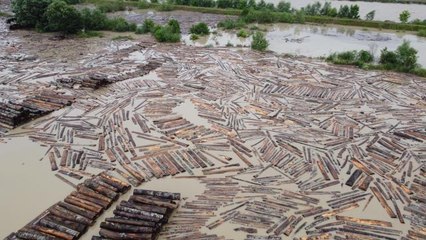 Sağanak hayatı olumsuz etkiledi