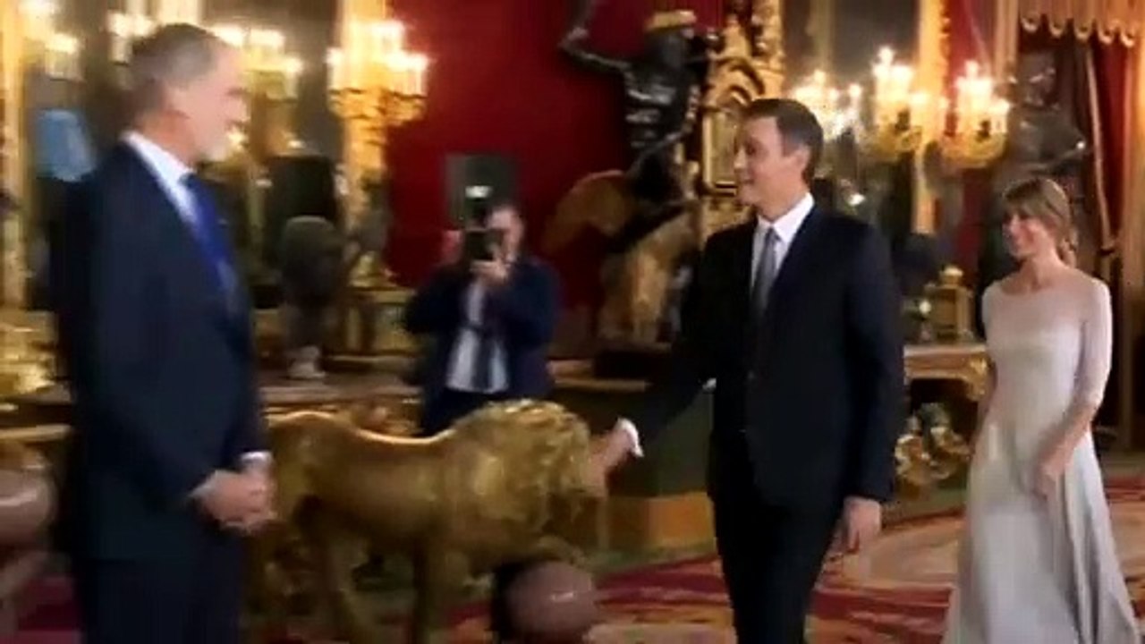Nuevo patinazo de protocolo de Pedro Sánchez y Begoña Gómez con los Reyes
