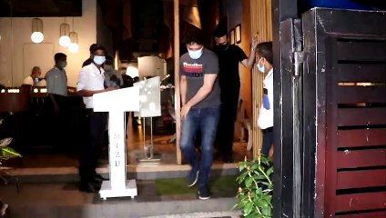 VIRENDRA SEHWAG SPOTTED AT MIZU RESTAURANT IN BANDRA
