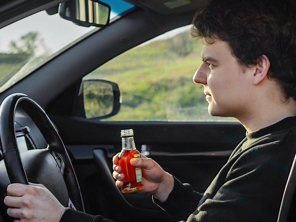 Absolutes alkoholverbot am steuer: so viele deutsche sind dafür