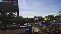 Zelenskiy, Kremençuk kentindeki alışveriş merkezinin vurulma anını paylaştı