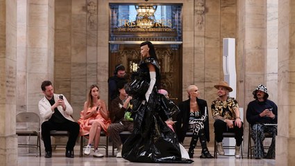 Was? DAS ist wirklich Bella Hadid?