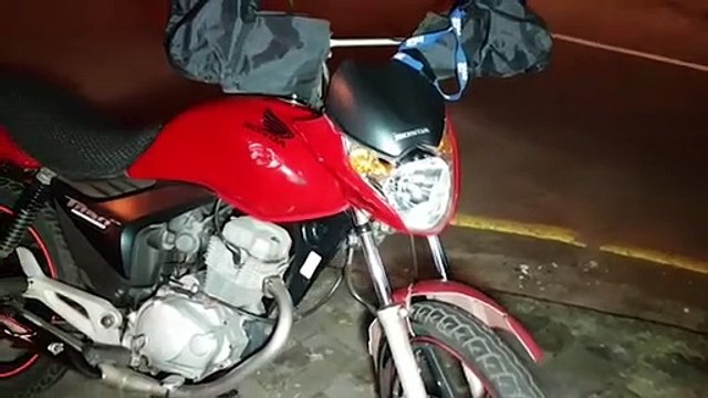 Jovem motociclista fica ferida após colisão na Rua Nereu Ramos