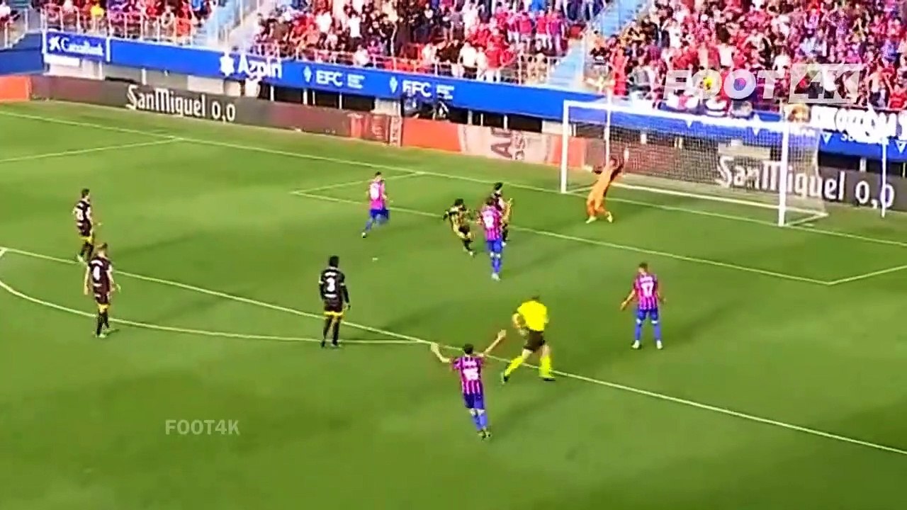 Bizarre Football 100%