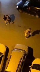 Son dakika haber! Araçta tartıştılar, yol ortasında bıçaklayıp kaçtılar... Yaşanan tartışma ve şahsın kanlar içinde kaldığı anlar kamerada