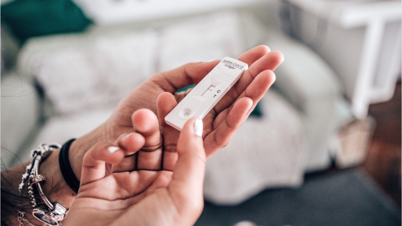 Im sommer: corona-selbsttests nicht zu warm lagern