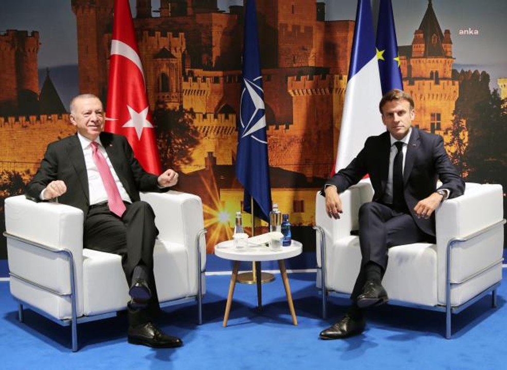 Cumhurbaşkanı Erdoğan, Macron ile görüştü