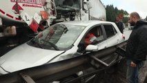 TEM'de büyük kaza, 11 araç birbirine girdi
