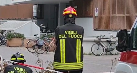 Pesaro, allarme pacco bomba davanti all'Agenzia delle Entrate (29.06.22)