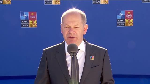 Almanya, İsveç ve Finlandiya'nın NATO'ya üyelik yolunun açılmasından memnun