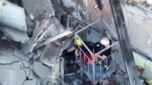 MİKOLAYİV - Ukrayna: Rus güçlerinin füzeyle vurduğu binada en az 3 kişi öldü