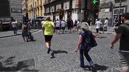 Disoccupati in Consiglio Comunale Napoli, slogan e striscioni