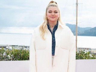 A l'occasion de son retour en tant que comédienne sur TF1, Louane est revenue sur son nouveau rôle de jurée.